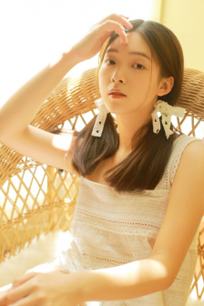 年轻朋友的妻子3在线观看